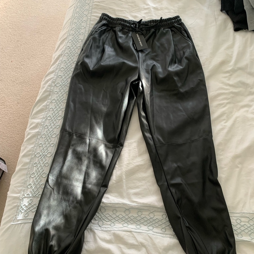 Leather pants - Picture 2 of 2